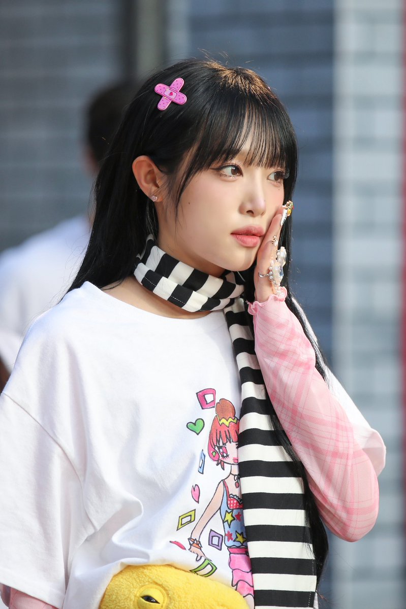 Latest photo of Choi Yena
