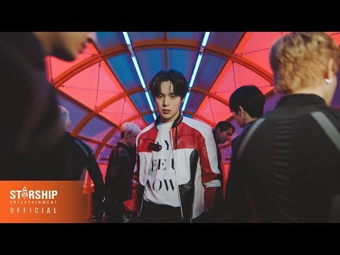 Momen yang diabadikan oleh penggemar MONSTA X