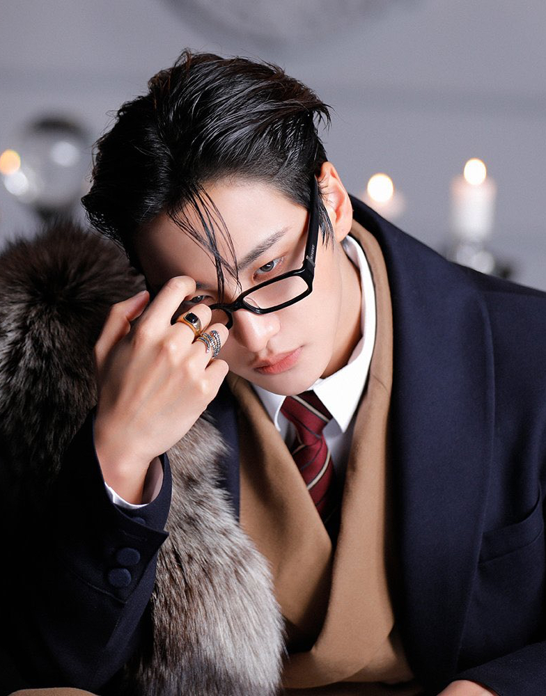 Latest photo of Seonghwa (ATEEZ)