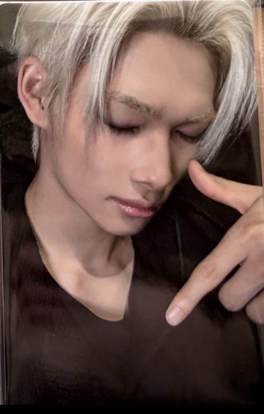 Recent activity shot of NI-KI (ENHYPEN)