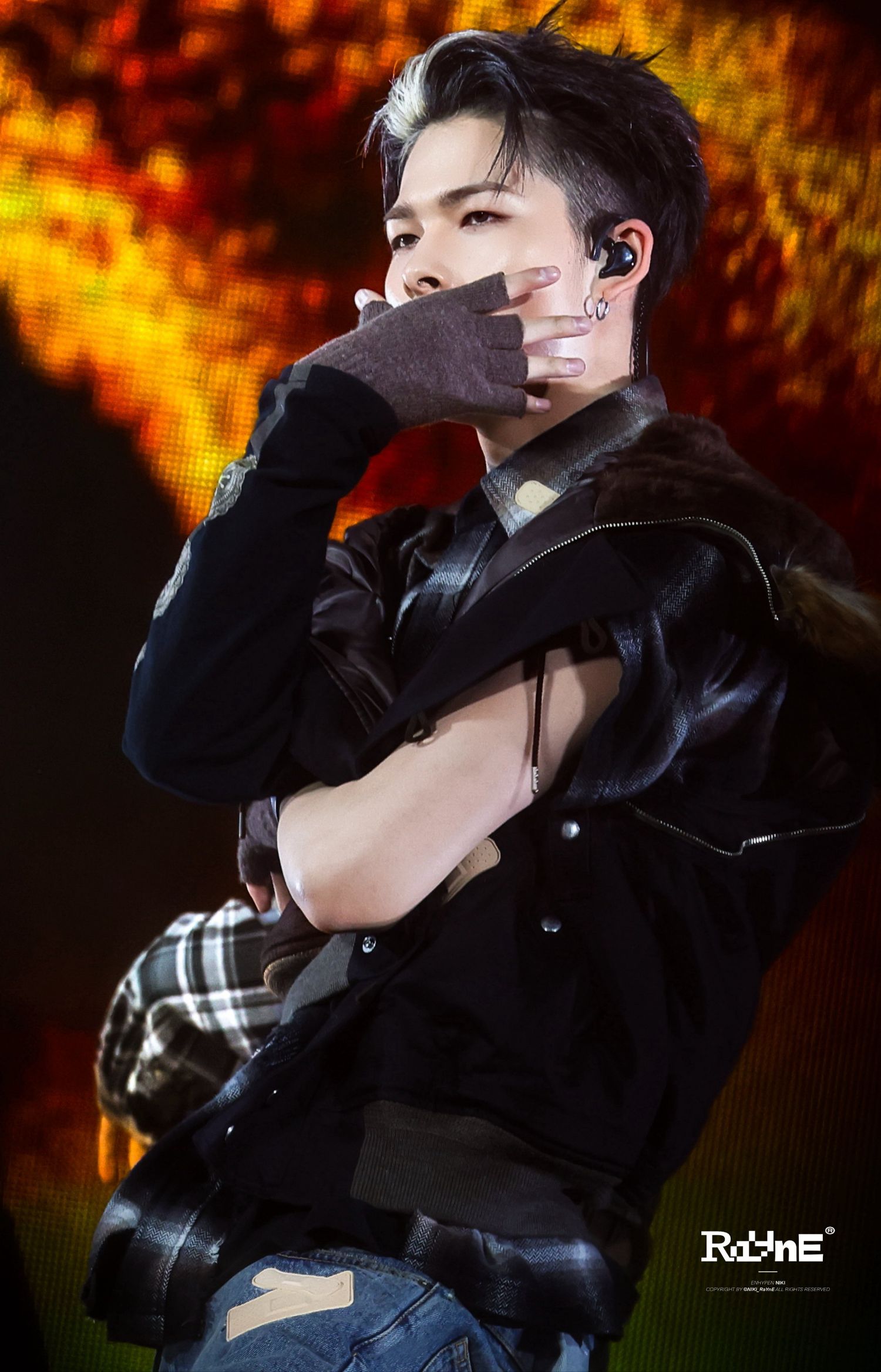 NI-KI (ENHYPEN)的最新照片
