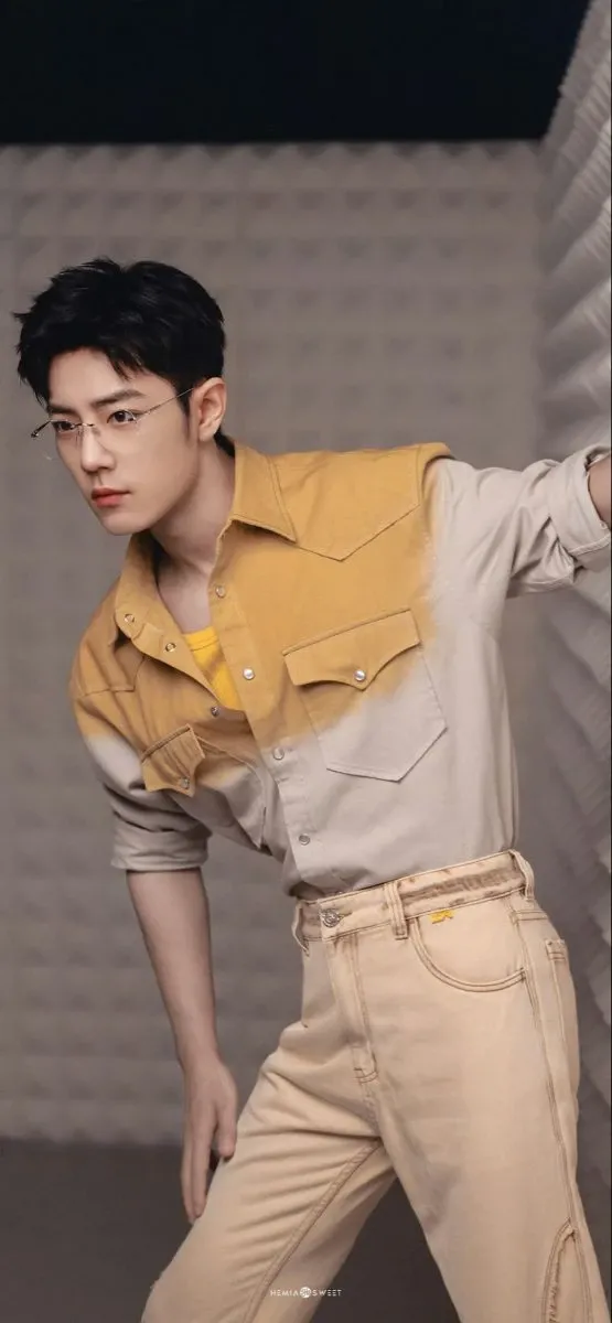 Behind-the-scenes cut of Xiao Zhan