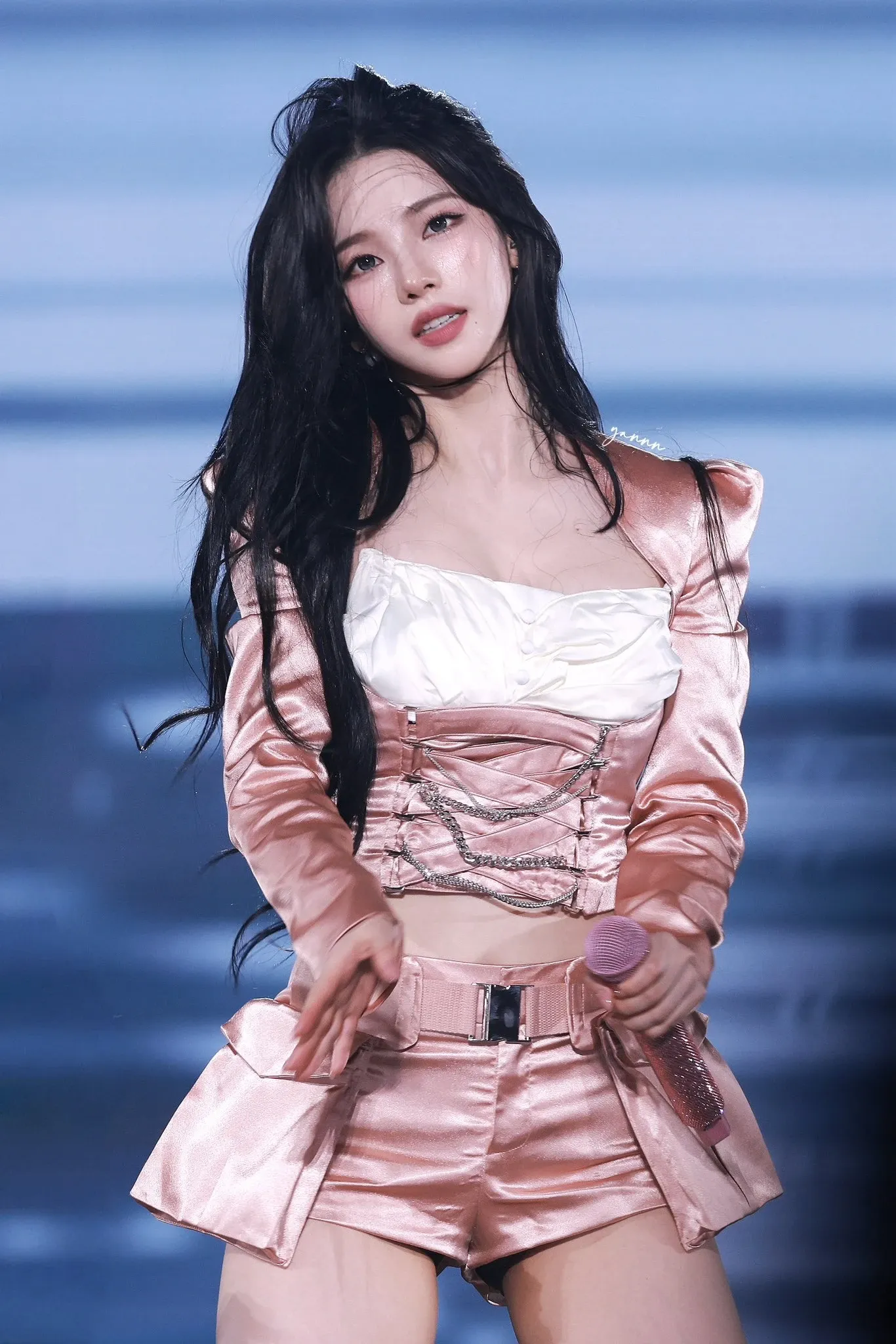 Recent activity shot of Karina (aespa)