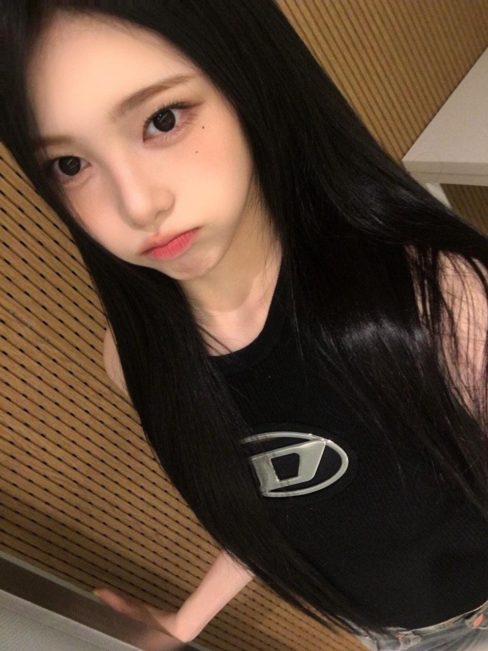 Behind-the-scenes cut of Ian (Hearts2Hearts)