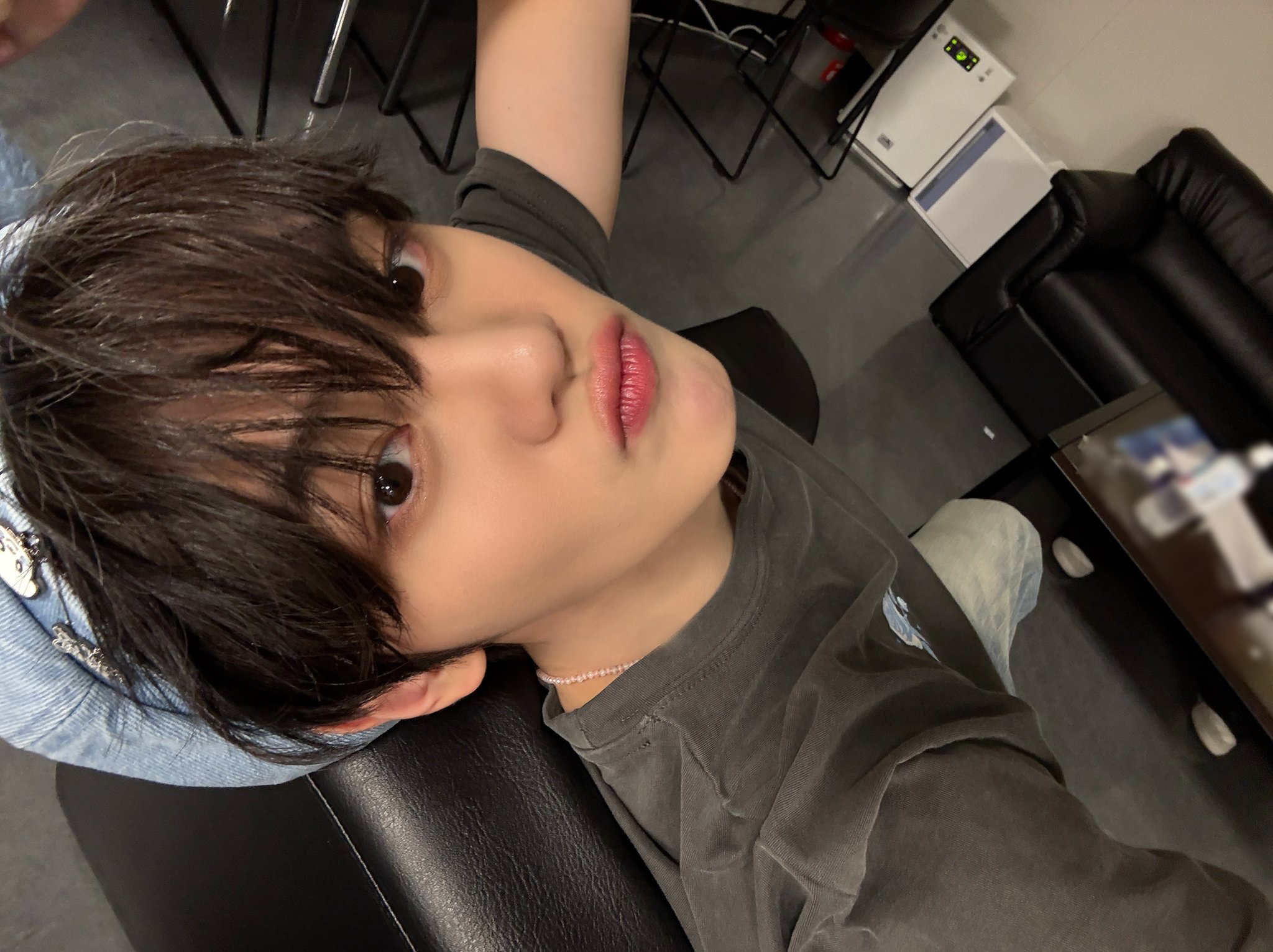 A moment captured by Kim Gyuvin (ZEROBASEONE)'s fan