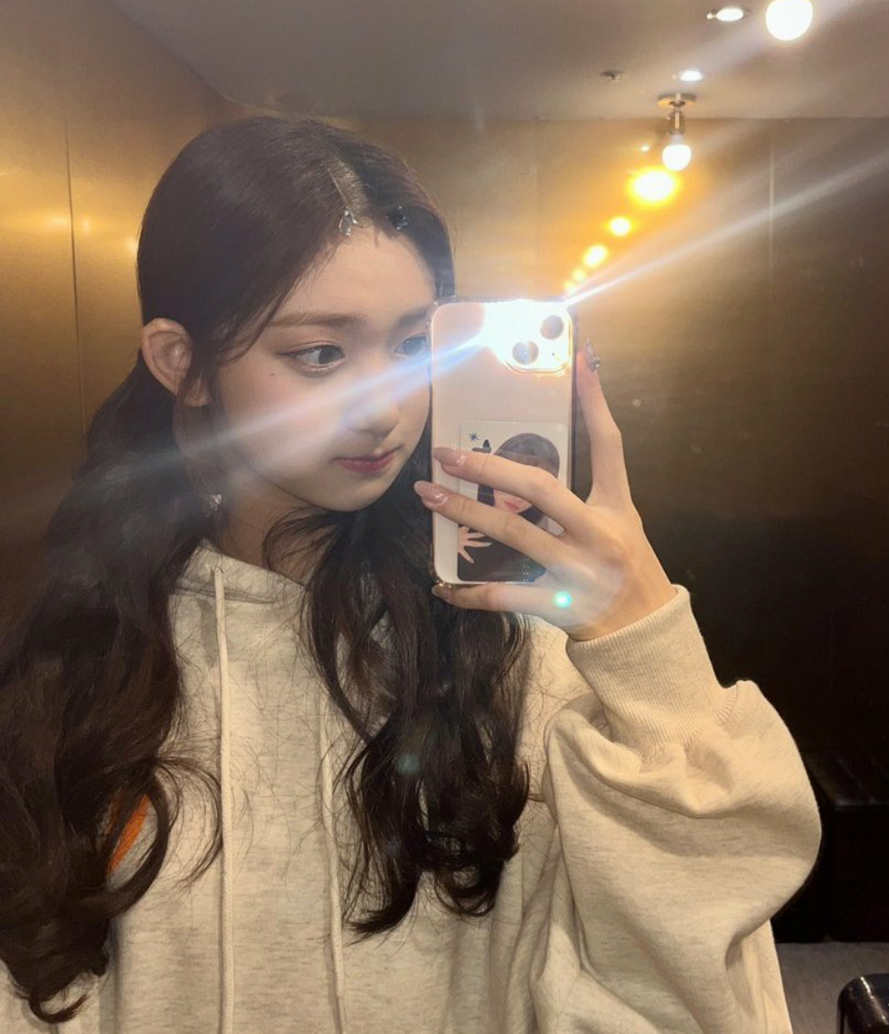 Leeseo (IVE)粉丝拍下的瞬间