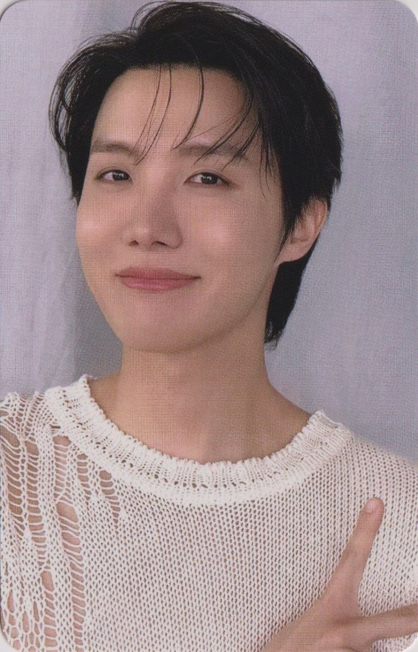 Momen yang diabadikan oleh penggemar j-hope (BTS)