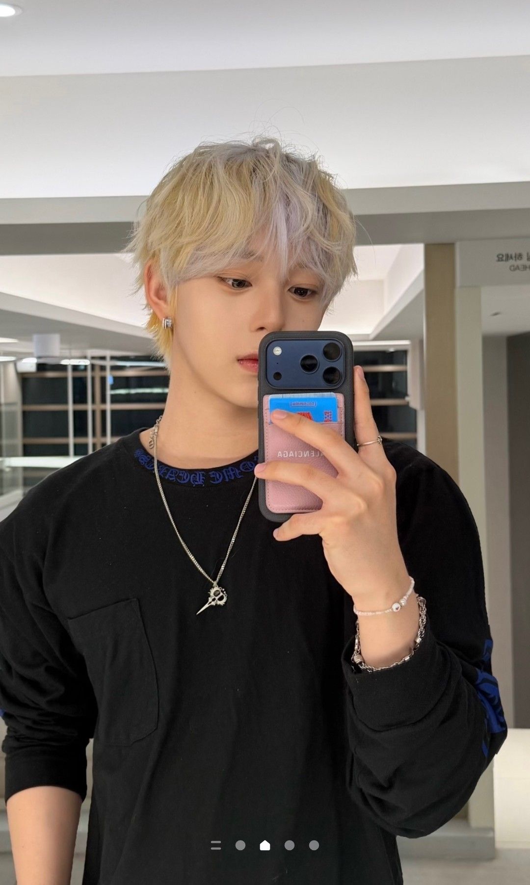 The most beloved wallpaper among Chihen (AHOF)'s fans