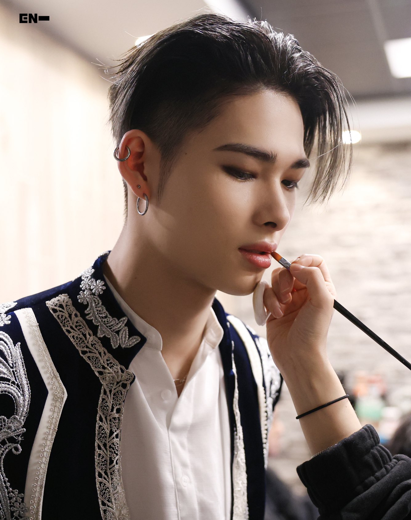 NI-KI (ENHYPEN)的幕後花絮