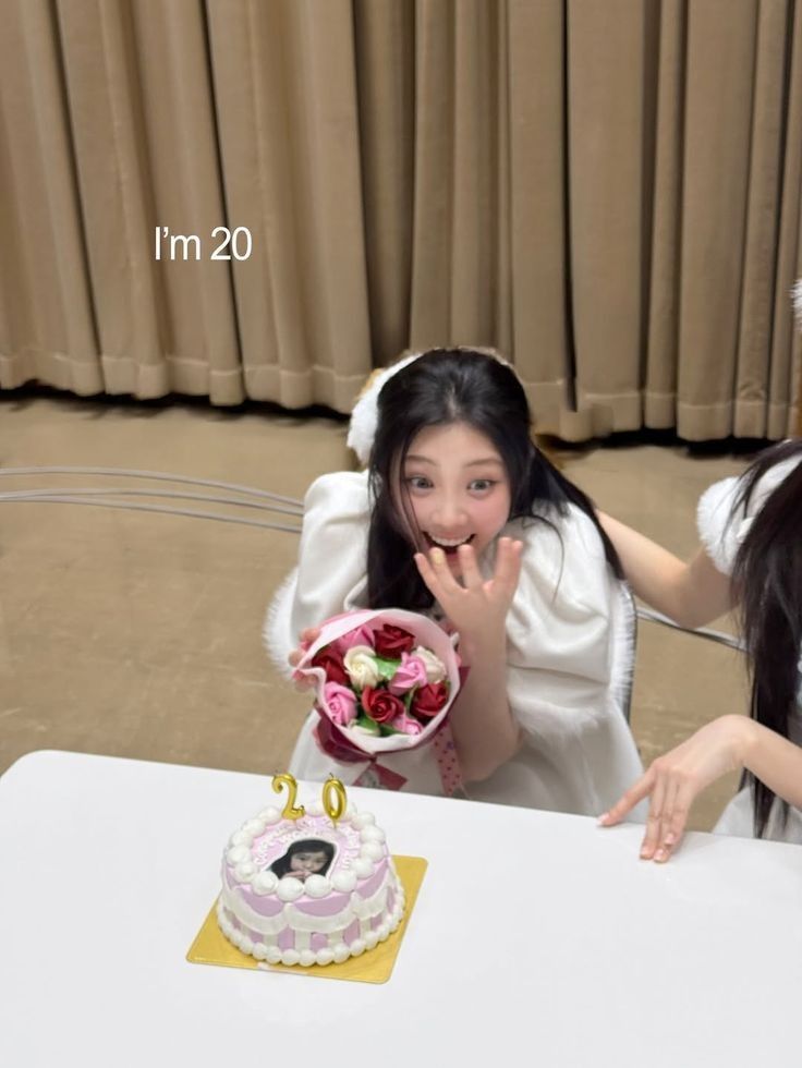 Latest photo of Wonhee (ILLIT)