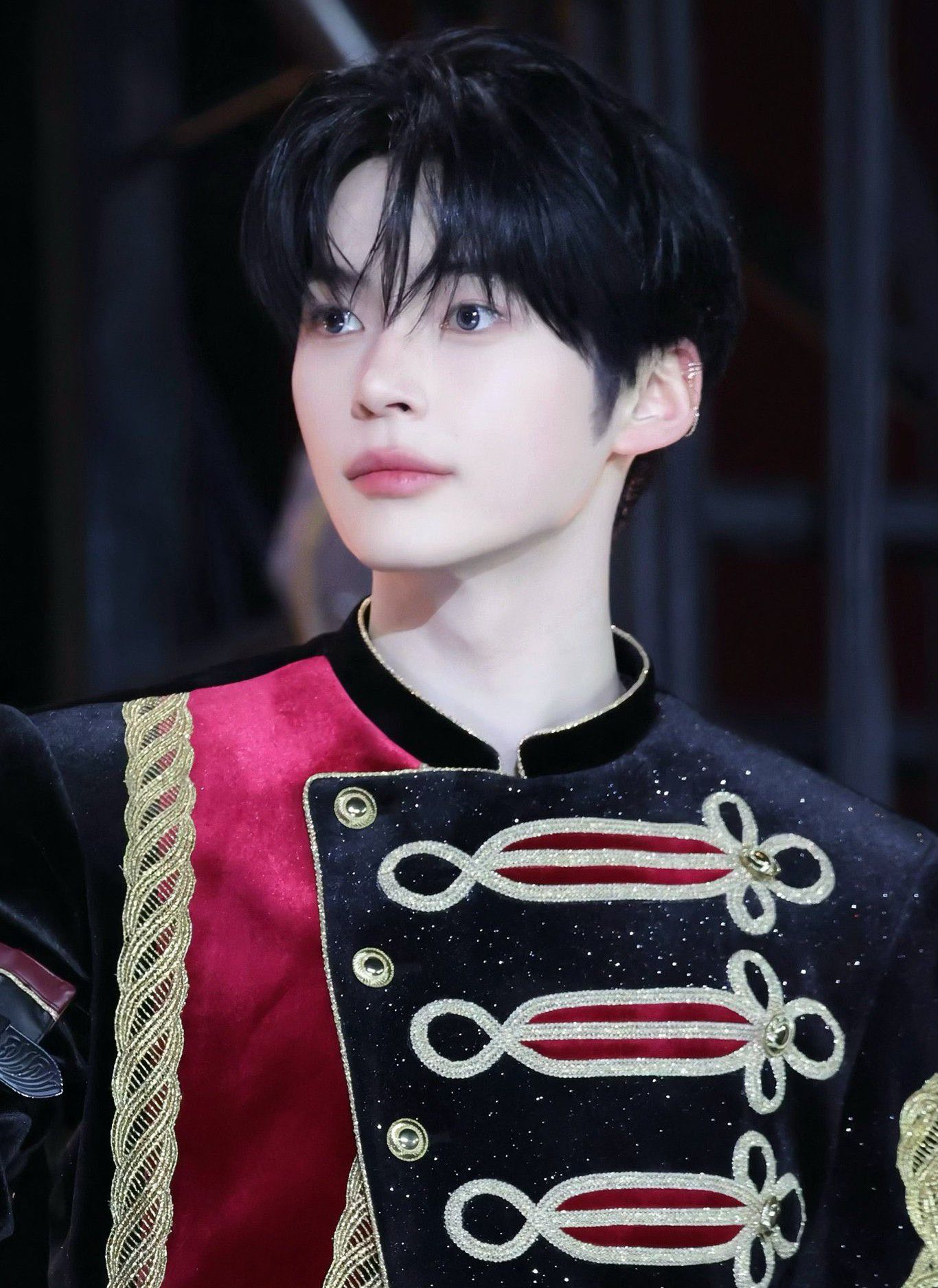 成韩彬 (ZEROBASEONE)粉丝拍下的瞬间