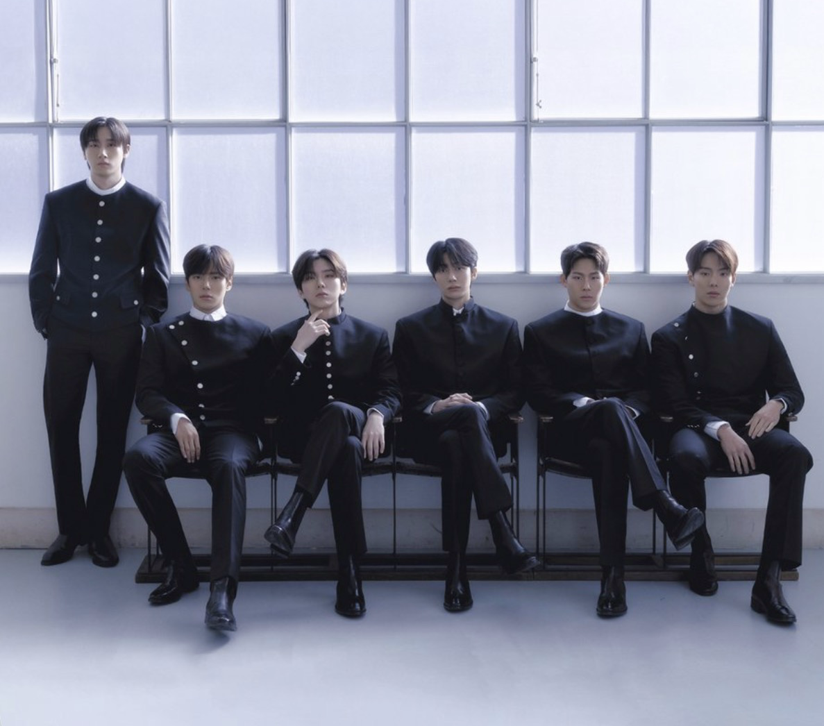 Trending idol content in the community