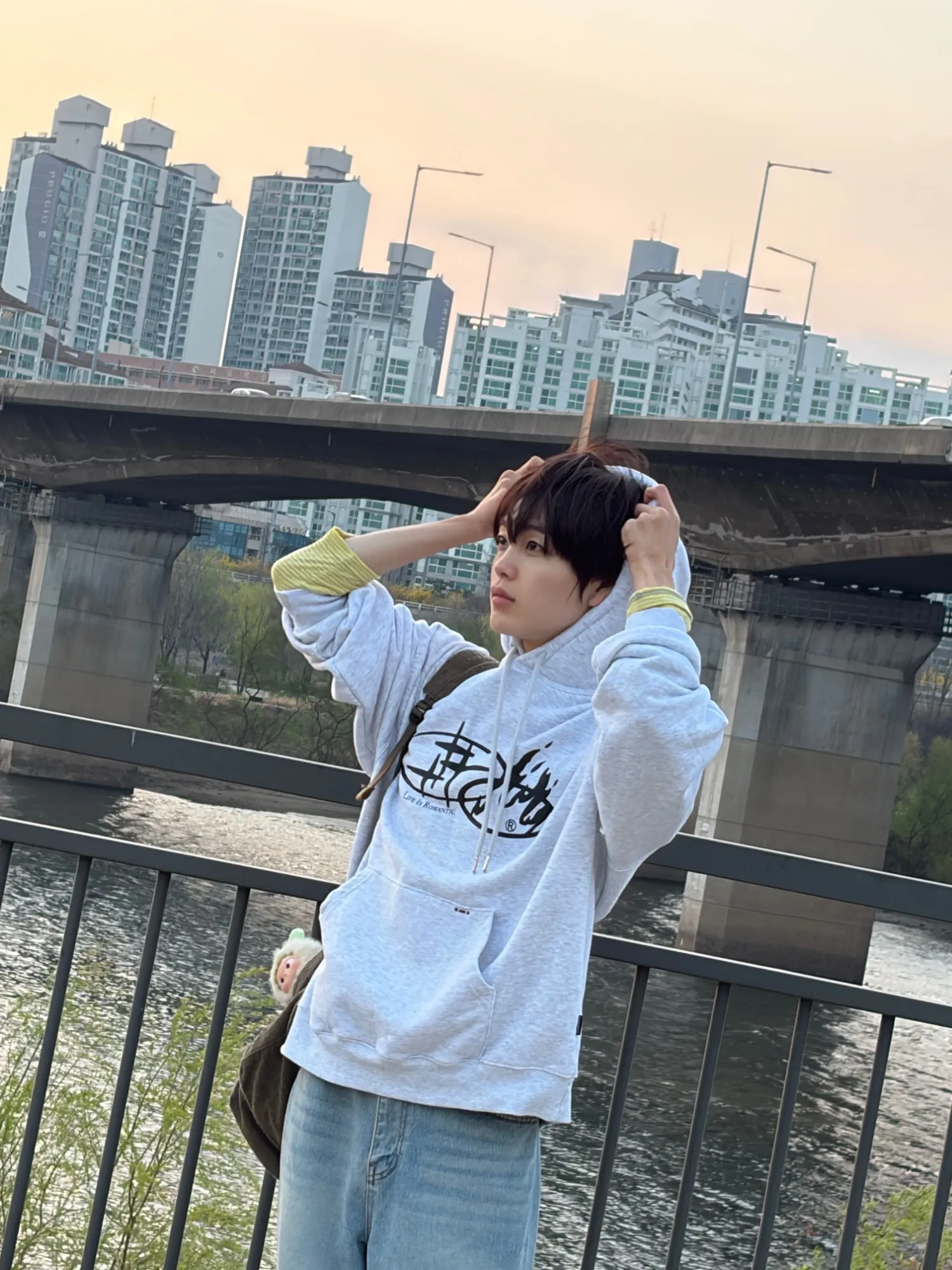 Recent activity shot of Hyeongjun (CRAVITY)