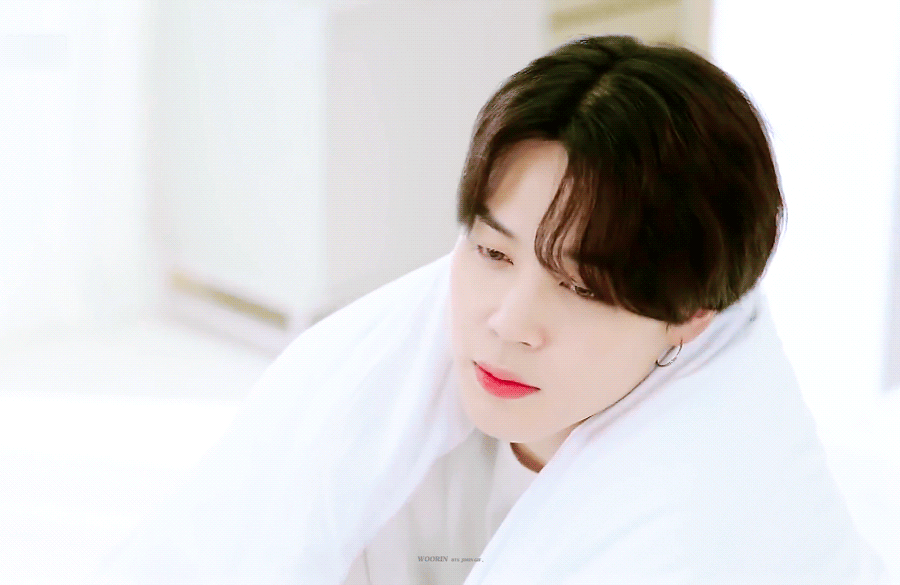 Momen yang diabadikan oleh penggemar Jimin (BTS)