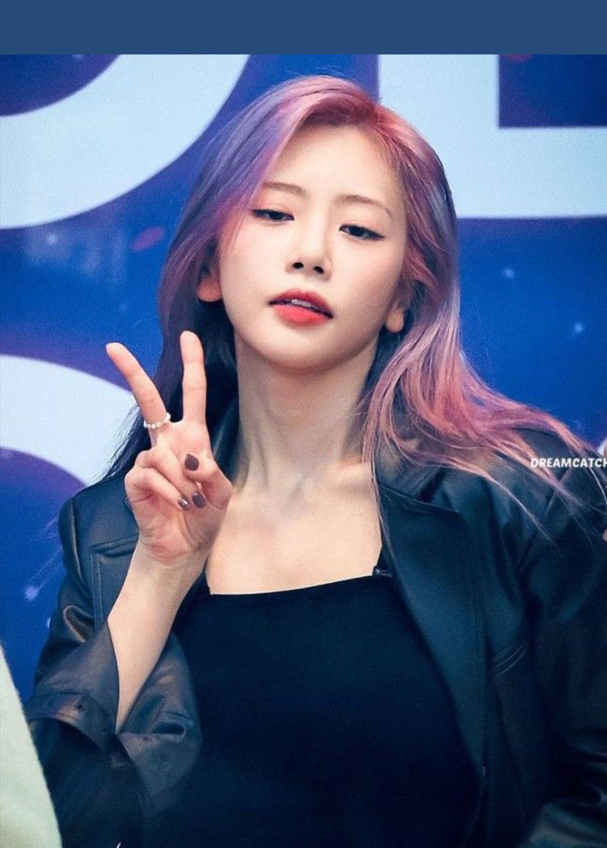 A moment captured by JI U (DREAMCATCHER)'s fan