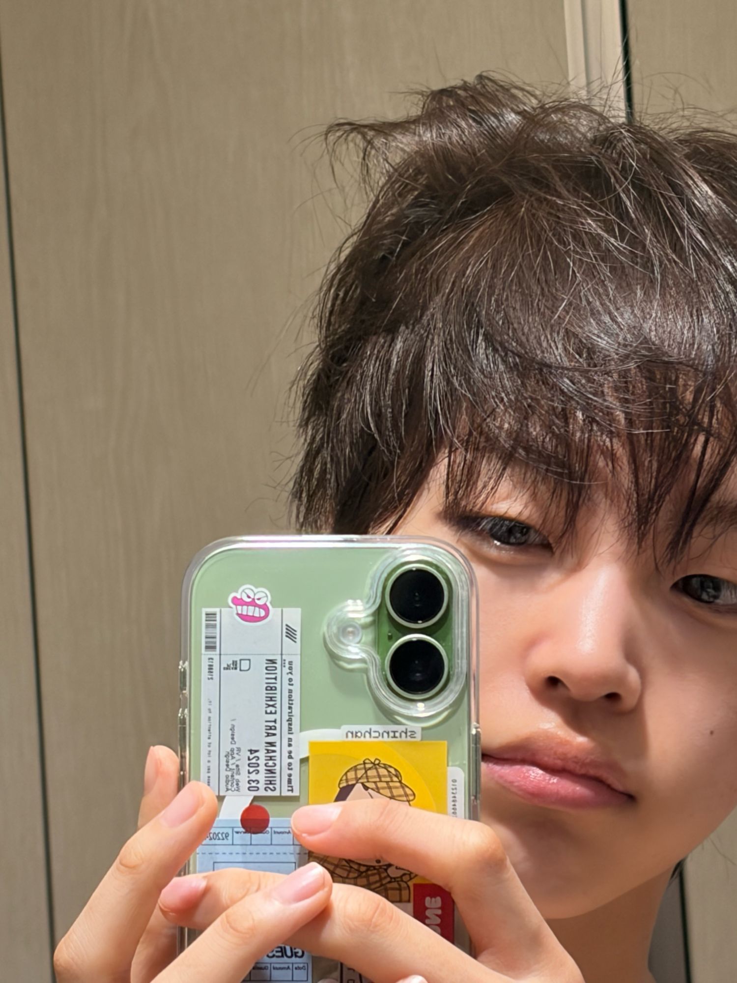 Behind-the-scenes cut of Hyeongjun (CRAVITY)