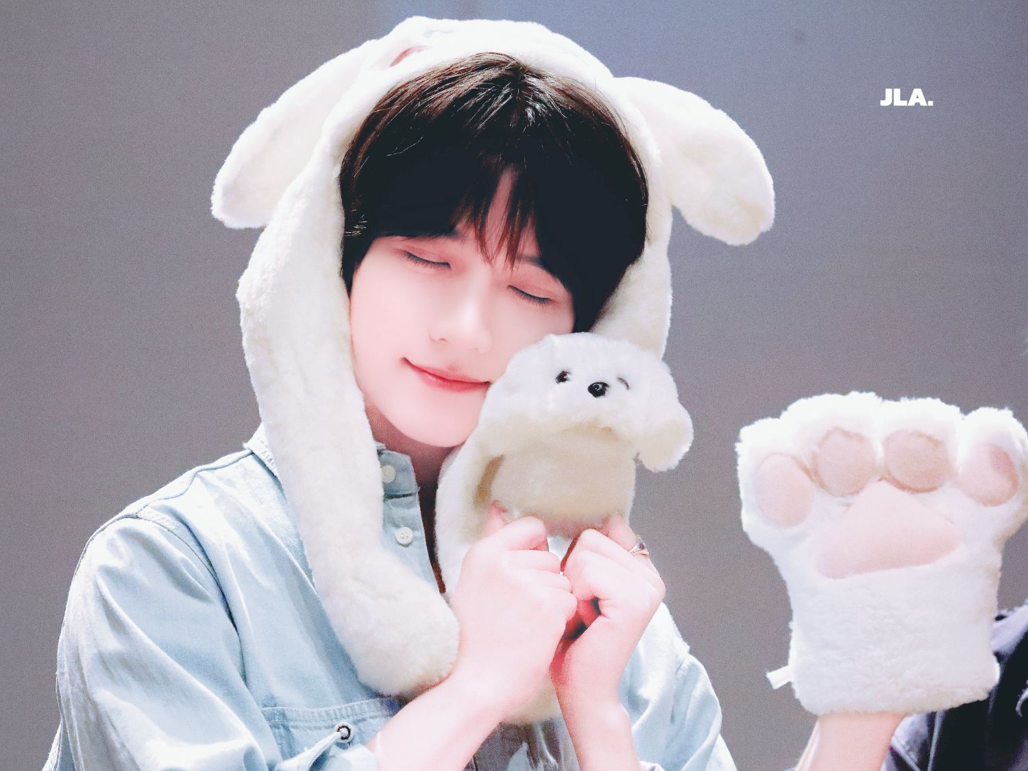 Recent activity shot of Beomgyu (TOMORROW X TOGETHER)