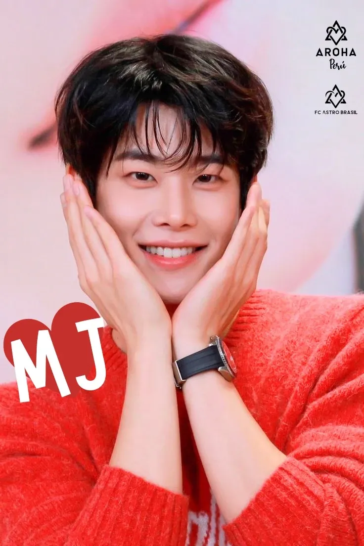 A moment captured by MJ (ASTRO)'s fan