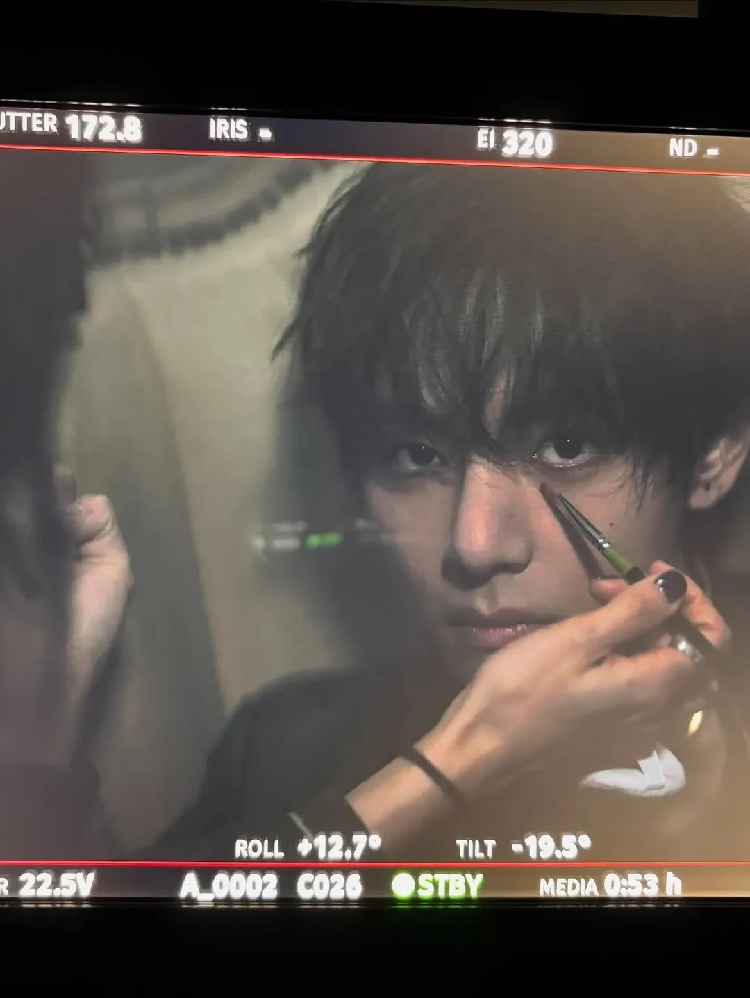 Foto aktivitas terbaru V (BTS)