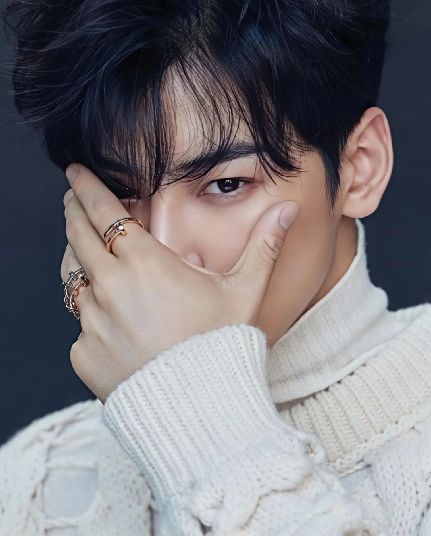 Recent activity shot of Eunwoo (ASTRO)