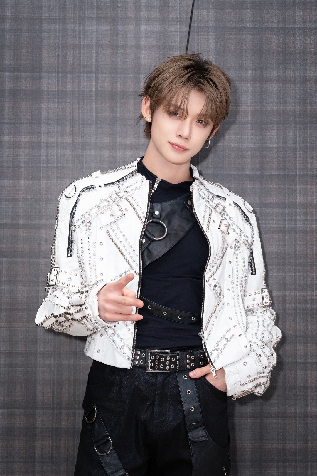 Recent activity shot of Yeonjun (TOMORROW X TOGETHER)