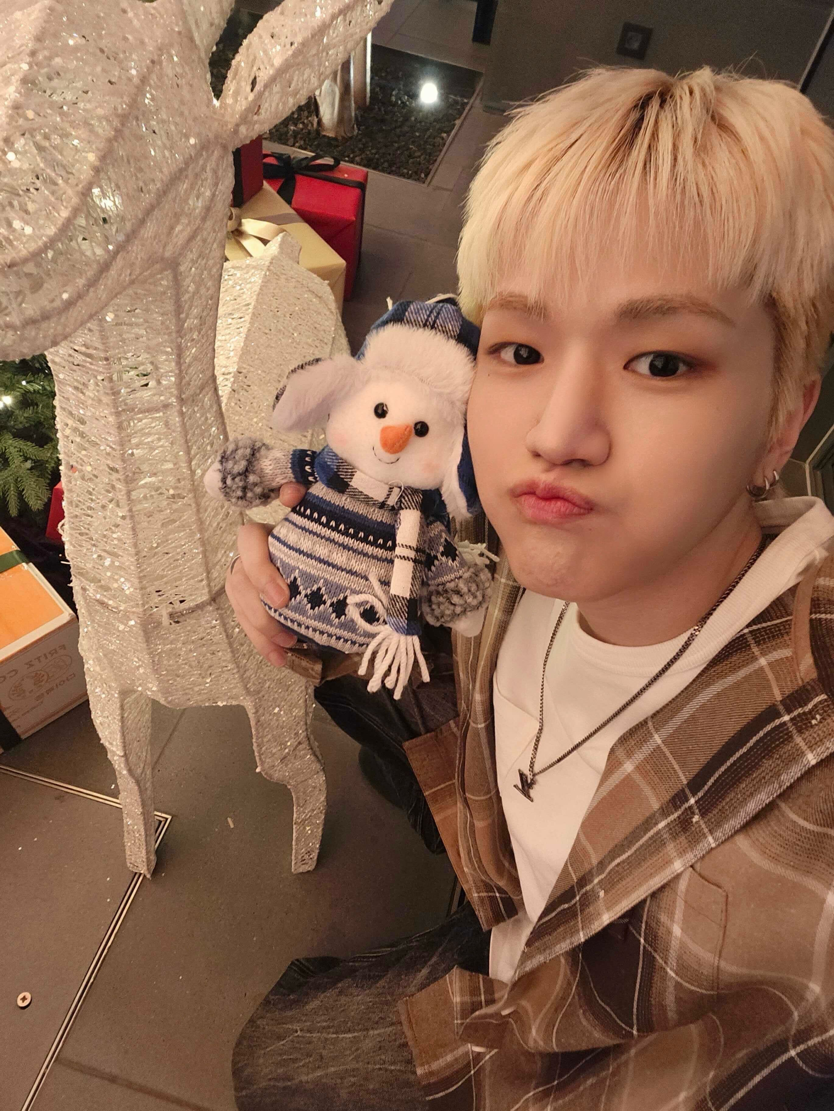 リウ (BOYNEXTDOOR)の最新写真