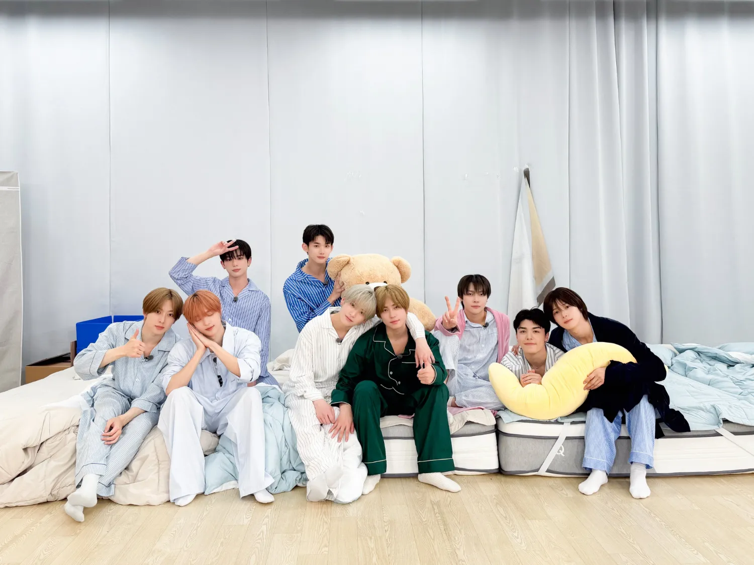 Behind-the-scenes cut of &TEAM