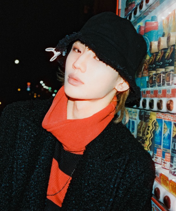 Behind-the-scenes cut of Junhyeok (TNX)