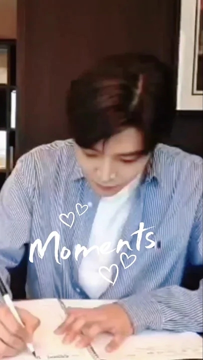 A moment captured by Rowoon's fan