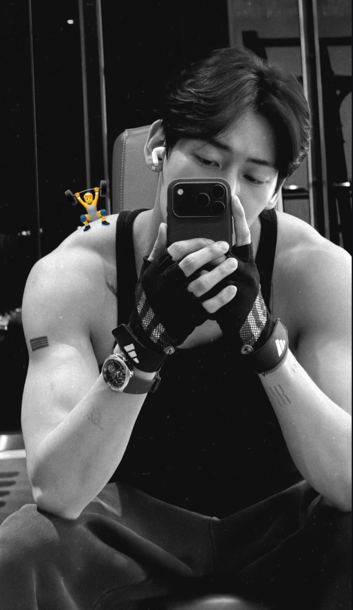 A heartfelt wallpaper shared by Bambam (GOT7)'s fans