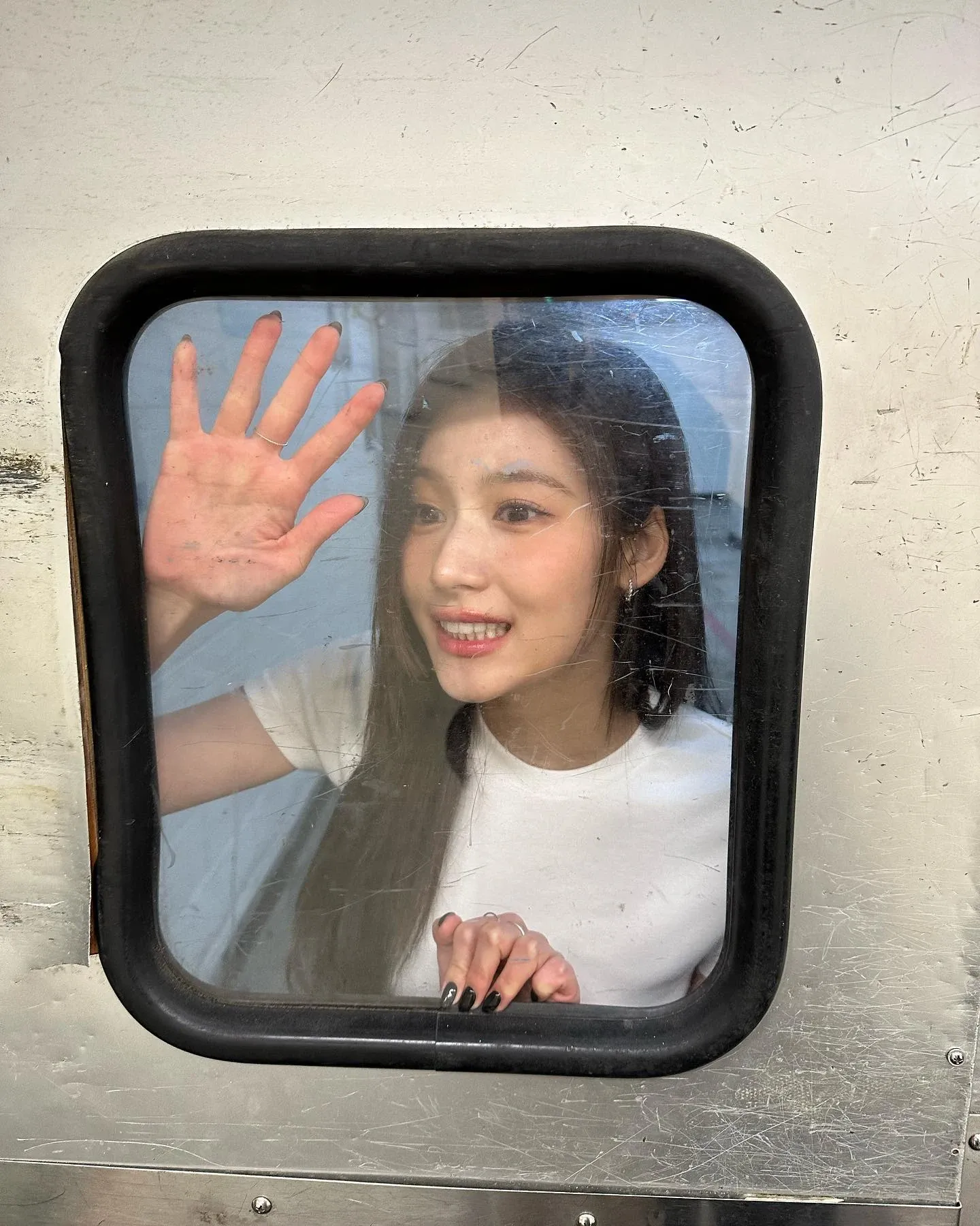 Foto aktivitas terbaru TWICE