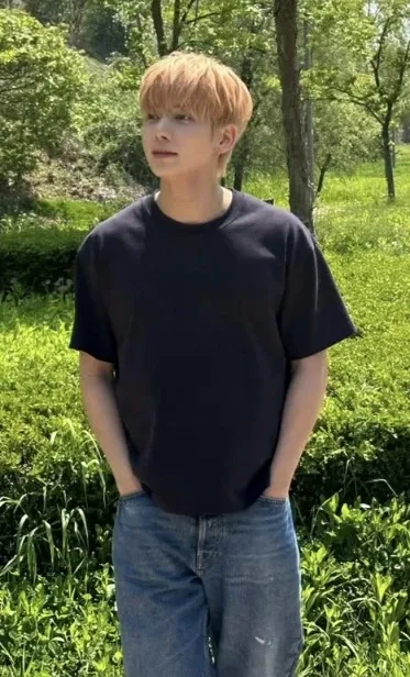태현 (투모로우바이투게더)의 비하인드 컷