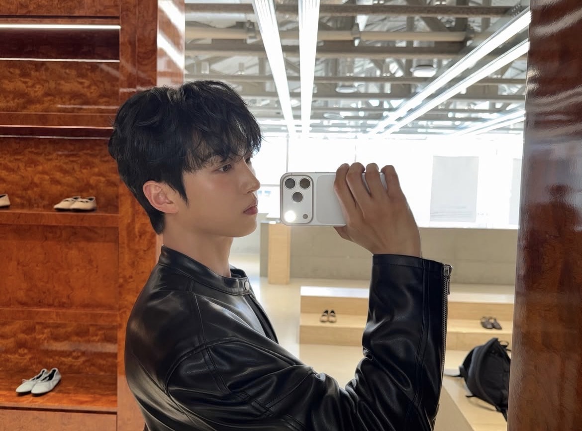 A moment captured by Sunyoul (UP10TION)'s fan