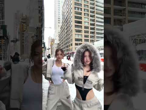 모모 (TWICE) 최근 활동샷