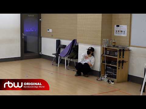 Recent activity shot of Moonbyul (MAMAMOO)