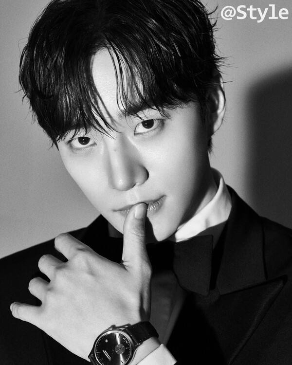 Latest photo of Junho (2PM)