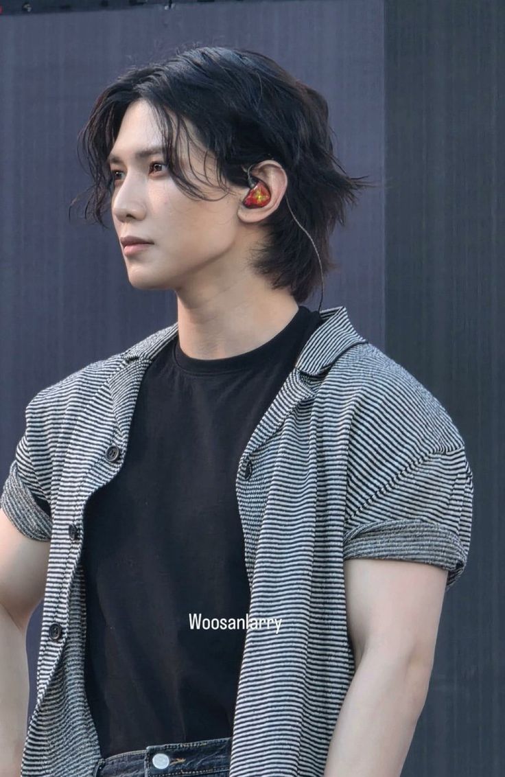 Behind-the-scenes cut of Yeosang (ATEEZ)