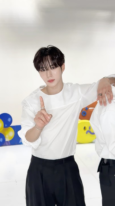 The most beloved wallpaper among Kim Junseo (ALPHA DRIVE ONE)'s fans