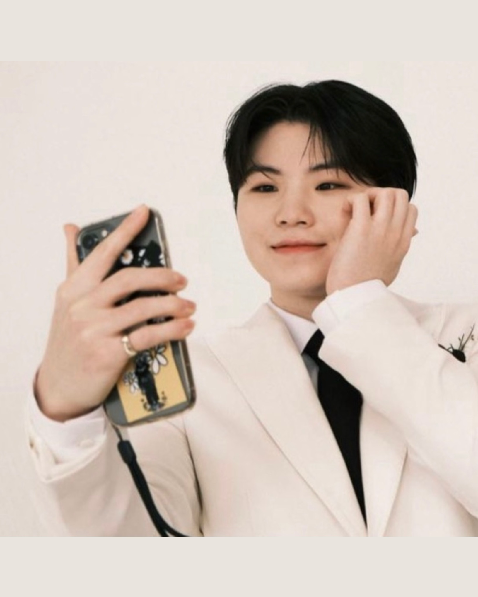 Recent activity shot of Woozi (SEVENTEEN)