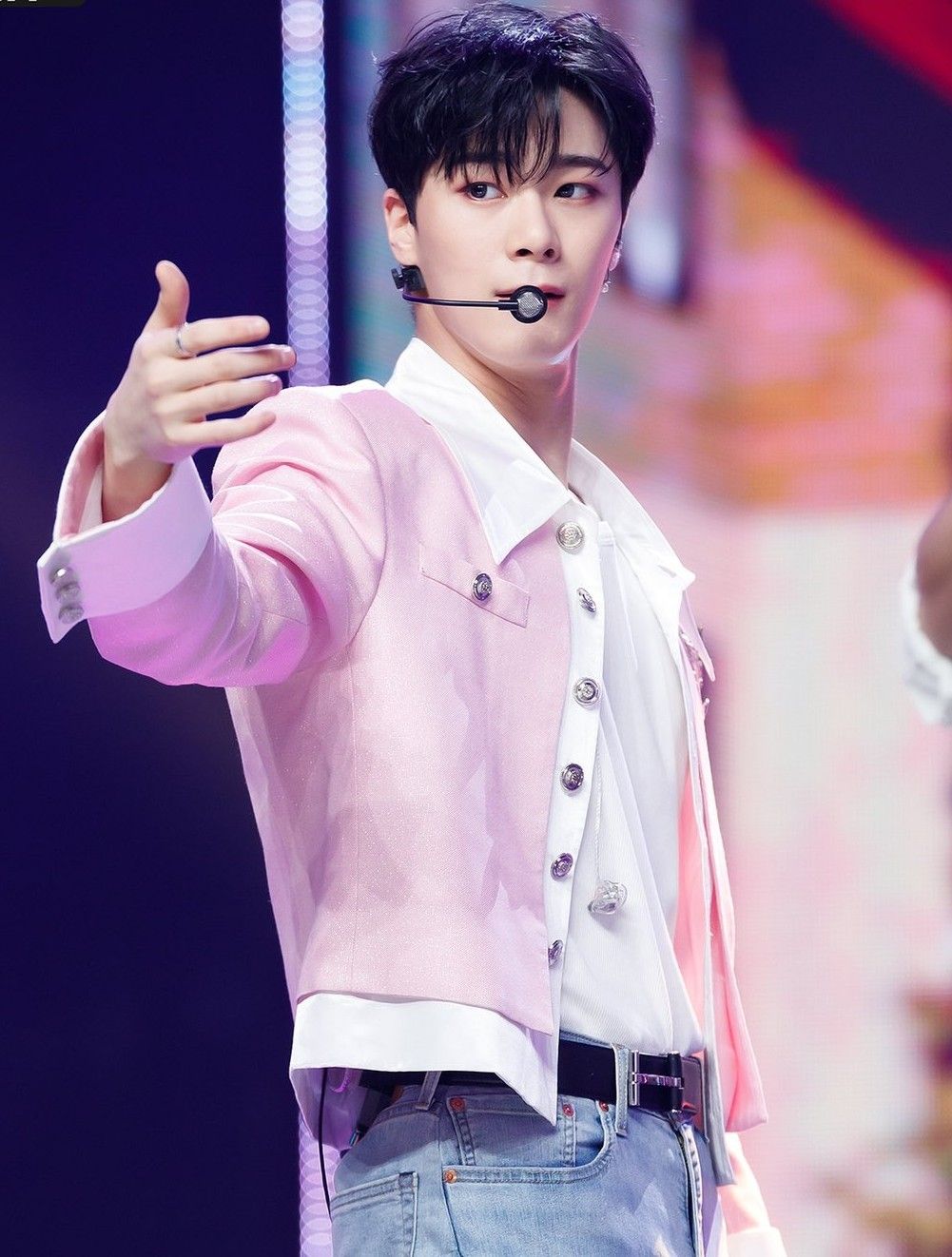 A moment captured by Moonbin (ASTRO)'s fan