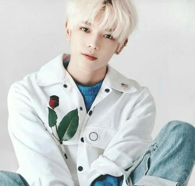 泰容 (NCT 127)的最新活动照片