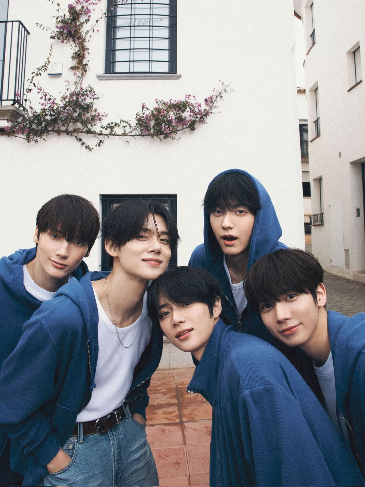 Momen yang diabadikan oleh penggemar TOMORROW X TOGETHER