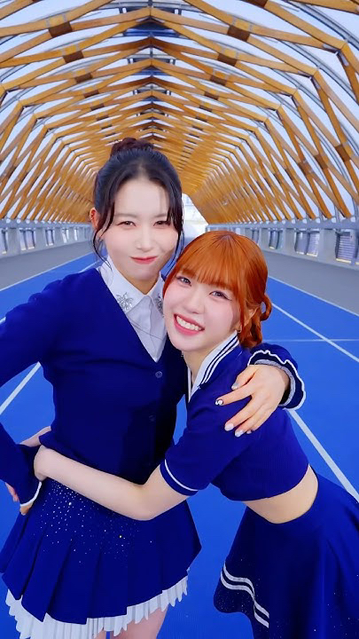 A moment captured by Kasahara Momona (ME:I)'s fan