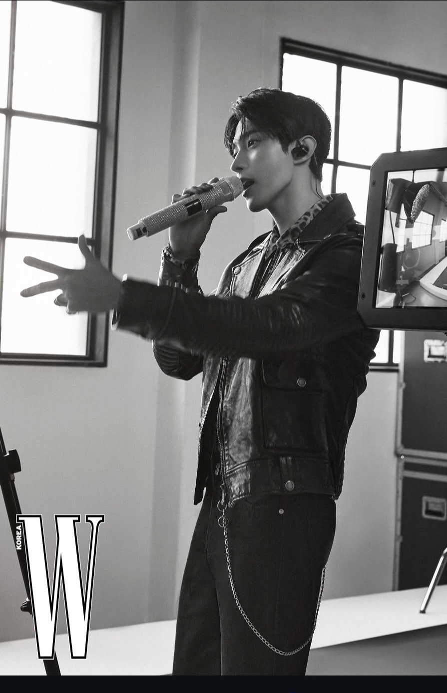 DK (SEVENTEEN)的最新活動照片