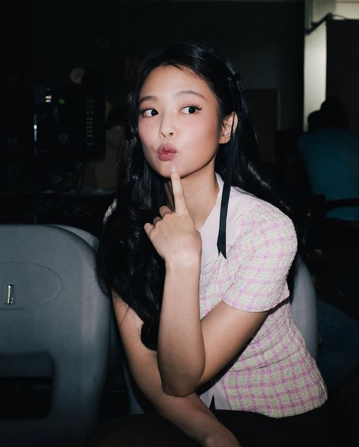 A moment captured by Jennie (BLACKPINK)'s fan