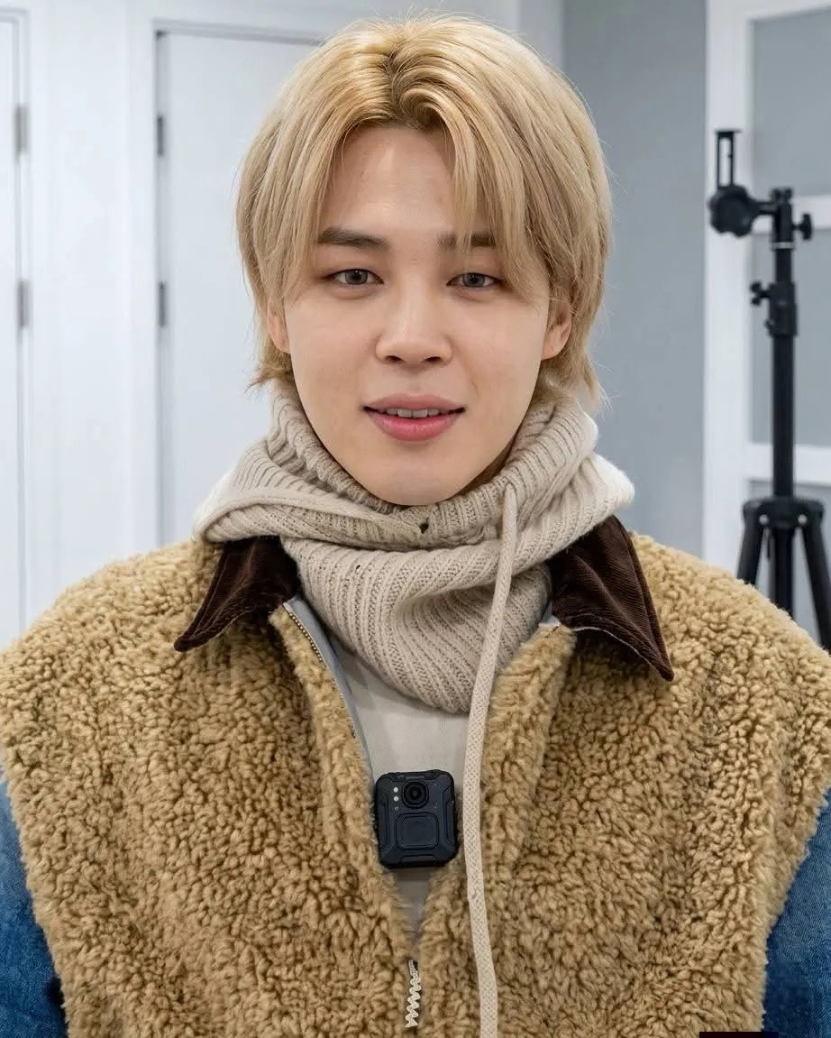 Latest photo of Jimin (BTS)