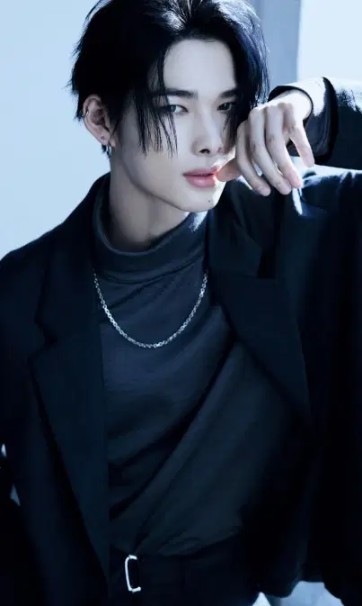 Recent activity shot of NI-KI (ENHYPEN)