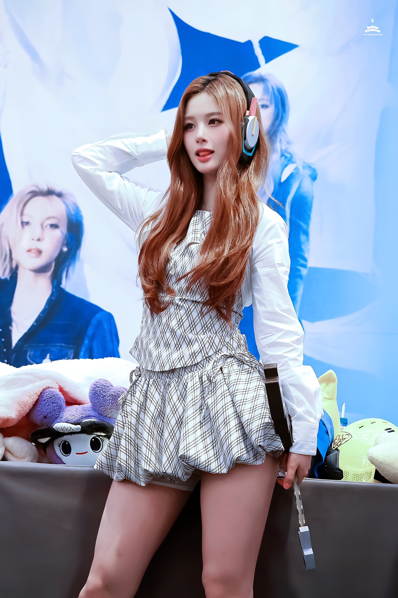 Recent activity shot of NMIXX