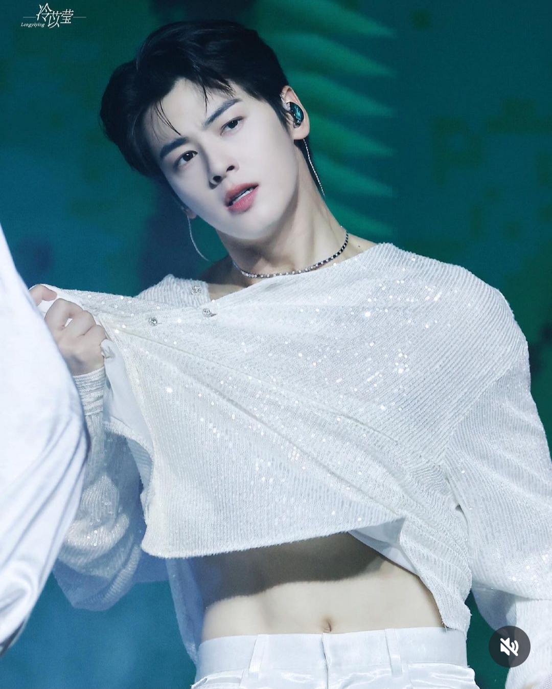 Recent activity shot of Eunwoo (ASTRO)