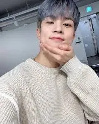 Behind-the-scenes cut of Yoo Hweseung (N.Flying)